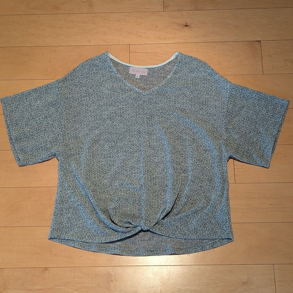 Boutique Twist Front Sweater Tee Gray Flecked Knit V Neck Top L
